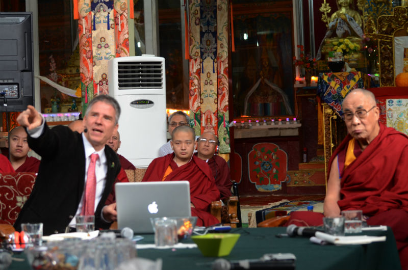 His Holiness the Dalai Lama and Christof Koch during the fourth day of the Mind and Life XXVI meeting at Drepung Monastery in Mundgod, India, on January 20, 2013. Photo: TPI/Yeshe Choesang MIND-LIFE-2013 (12)