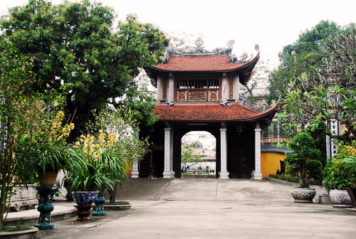 Lễ Vu Lan ghé thăm chùa Tảo Sách