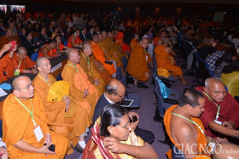 Sang 30-05 Trung tam Hoi Nghi LHQ (1).jpg